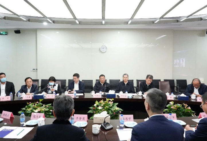 中石化高级副总裁刘宏斌一行益临冰球突破mg参观考察(图1)