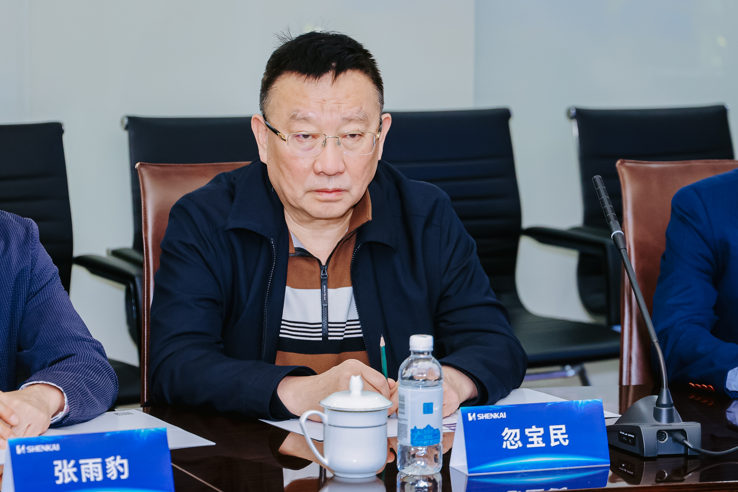 中石协刘宏斌会长一行莅临冰球突破mg参观考察(图7)