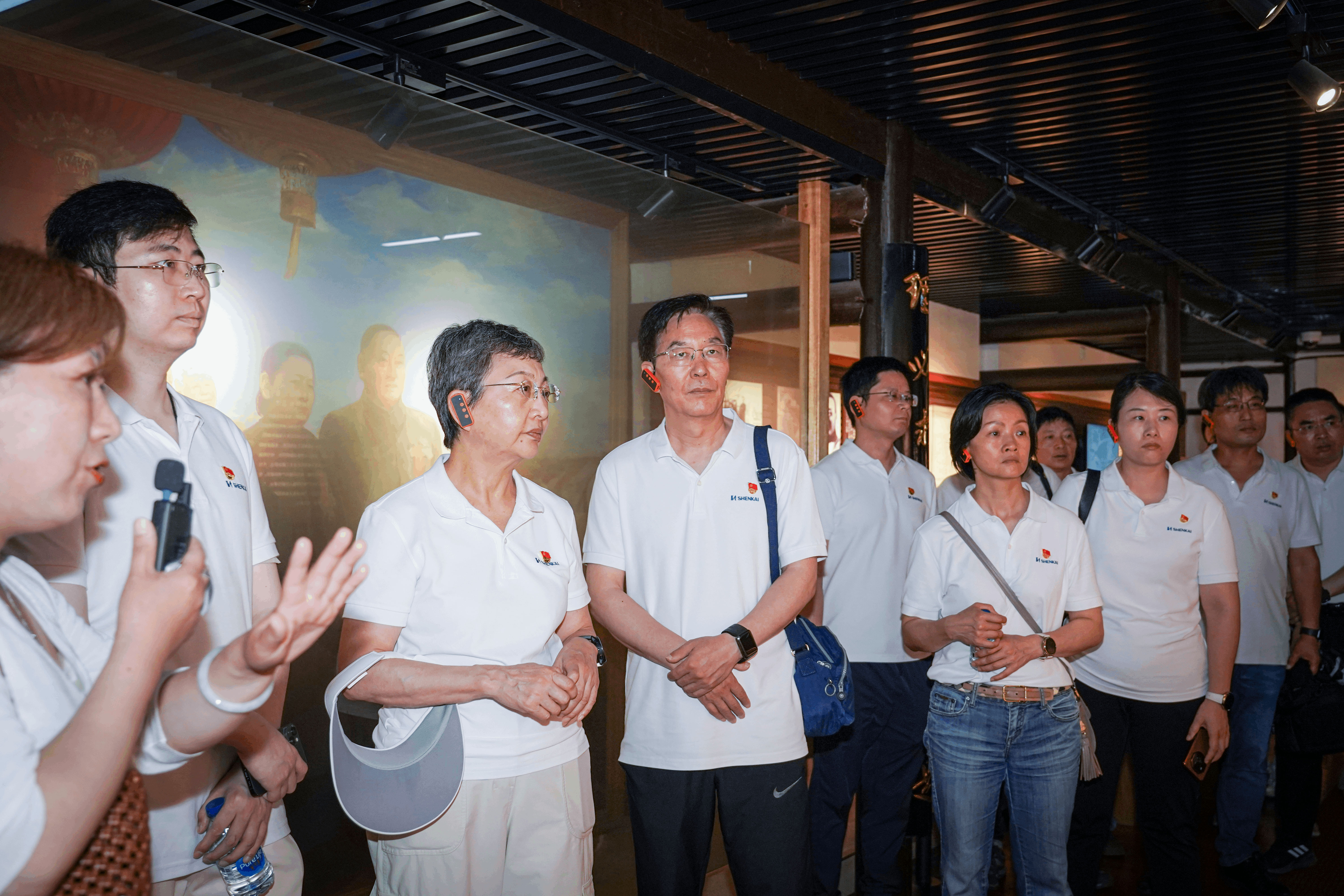 追寻先贤足迹，坚守初心使命——冰球突破mg组织开展“庆七一”主题党建活动(图4)